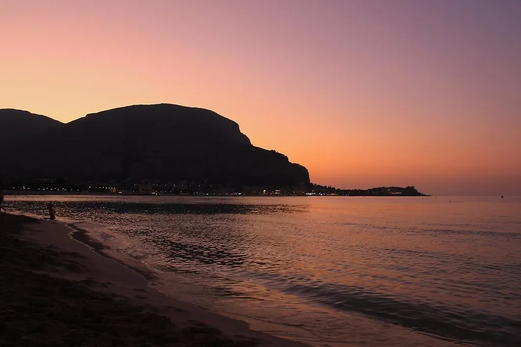 Appartamento La Torretta Mondello 0*,  Italy